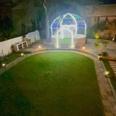 Paris Dream Villa *
